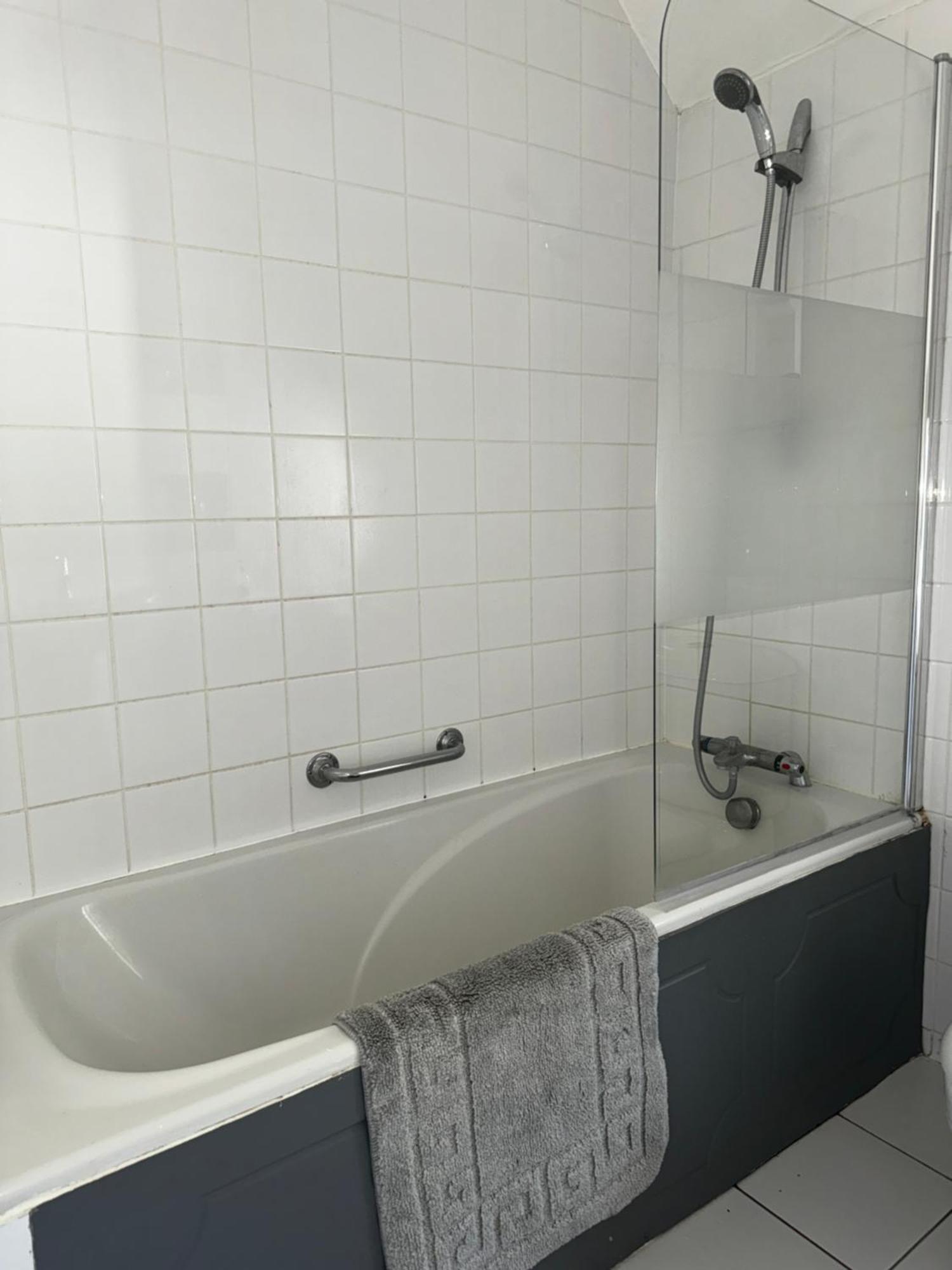 Apartment In Canford Cliffs Close To Sandbanks Beach Poole Zewnętrze zdjęcie