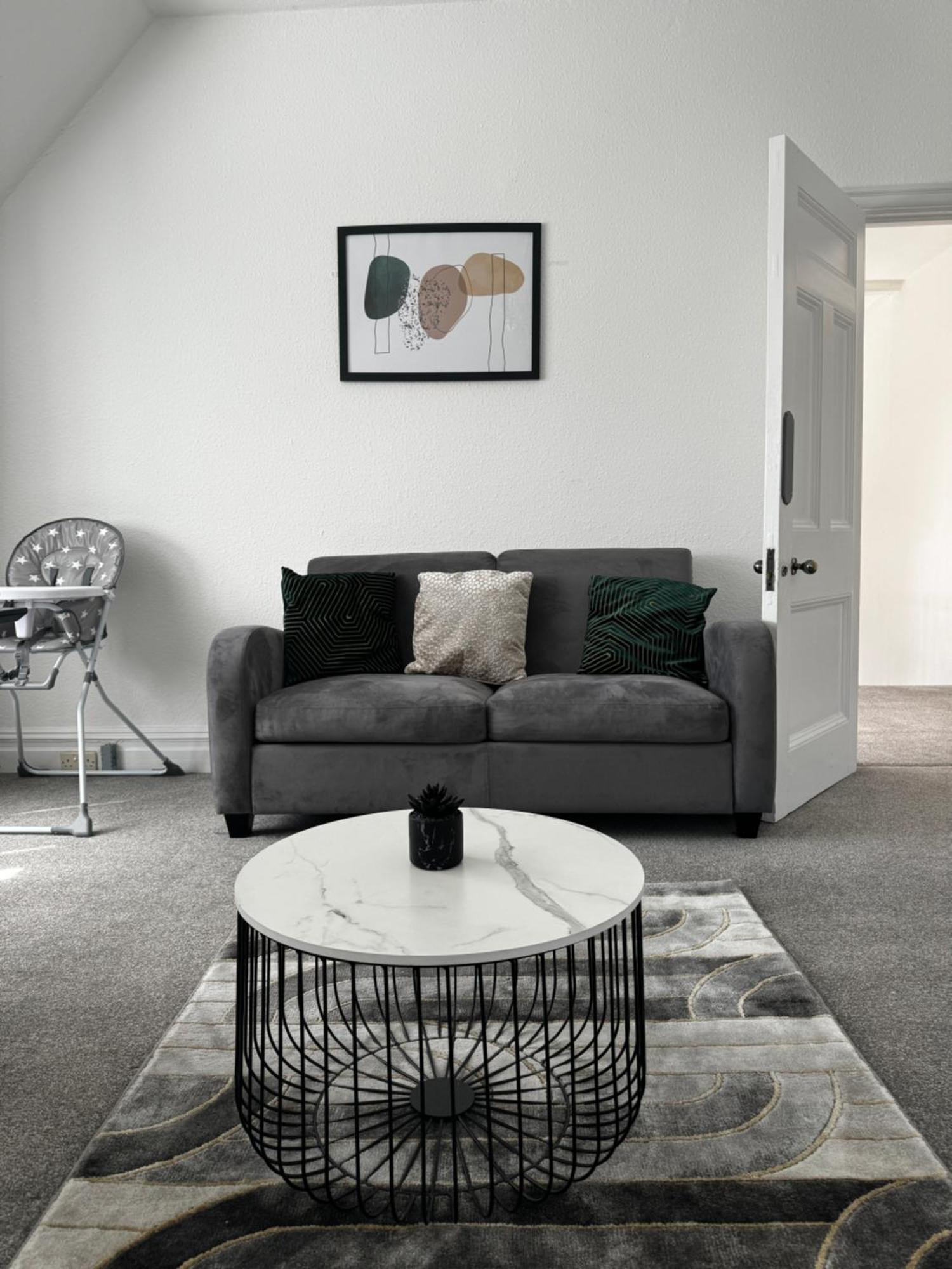 Apartment In Canford Cliffs Close To Sandbanks Beach Poole Zewnętrze zdjęcie