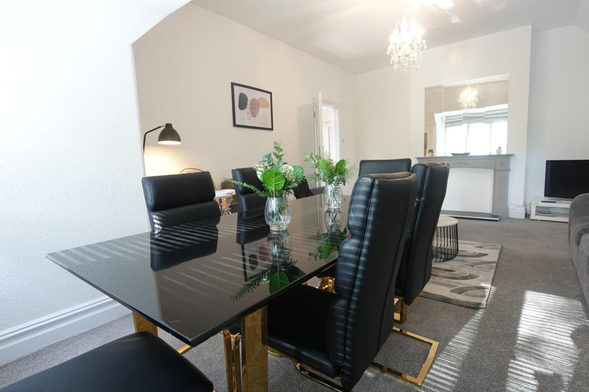 Apartment In Canford Cliffs Close To Sandbanks Beach Poole Zewnętrze zdjęcie