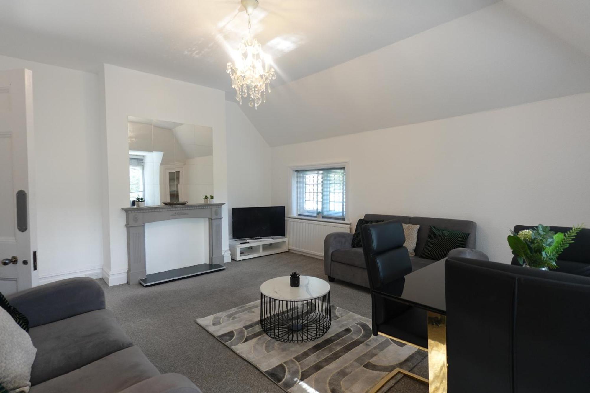 Apartment In Canford Cliffs Close To Sandbanks Beach Poole Zewnętrze zdjęcie